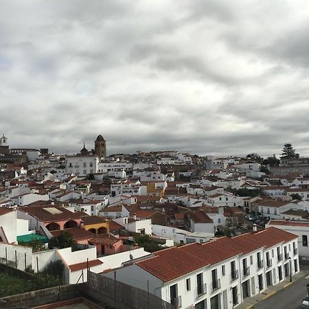 Appartement Buhardilla Rustica Mirando A Santa Catalina à Jerez De Los Caballeros Extérieur photo